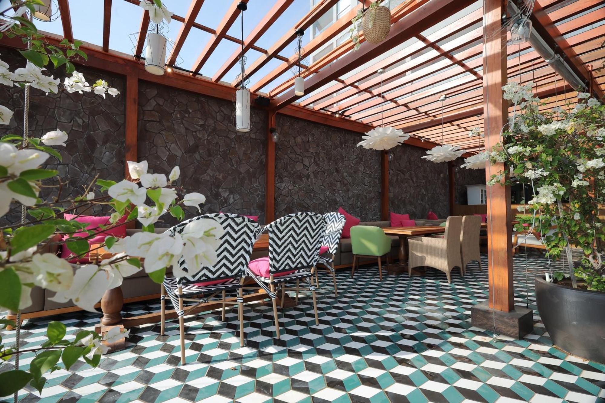 The Riyaz Lavanya Langkawi Pantai Cenang  Exterior photo Rooftop bar