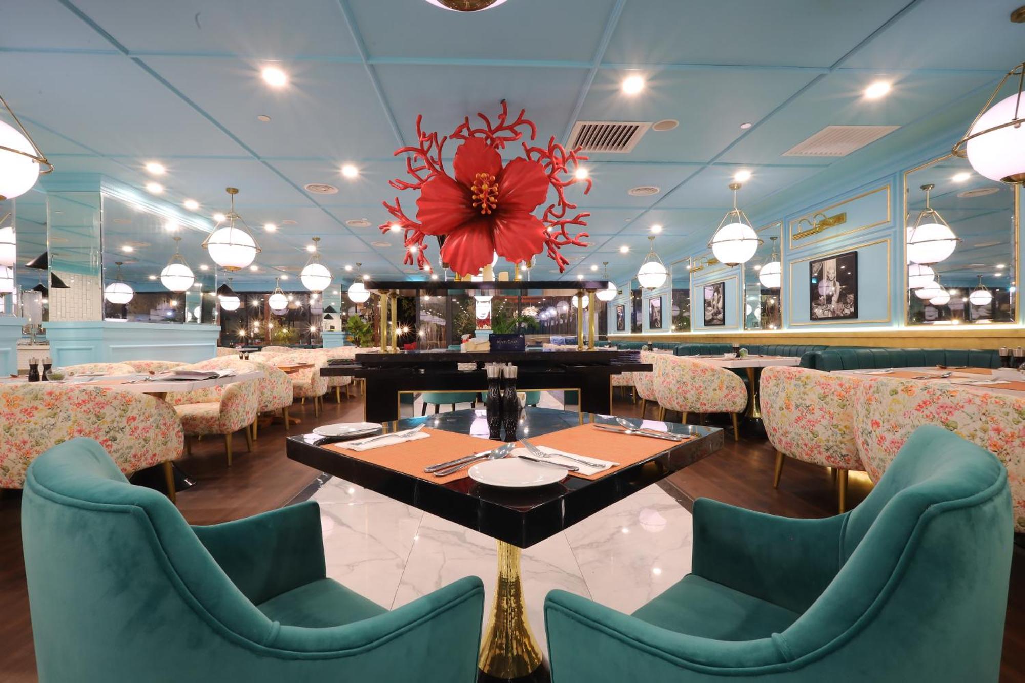 The Riyaz Lavanya Langkawi Pantai Cenang  Exterior photo Interior of the restaurant